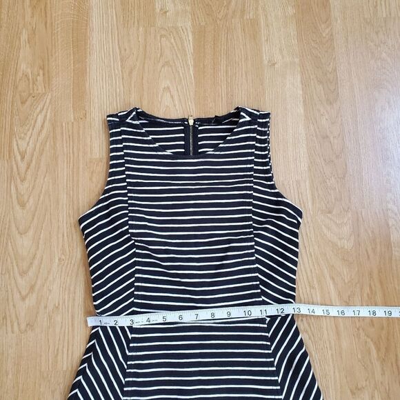 J Crew Paneled Stripe Fit & Flare Striped Mini Dress - size 00 in Black/White. - Picture 11 of 14